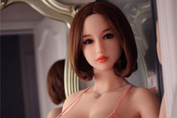 pretty sex doll