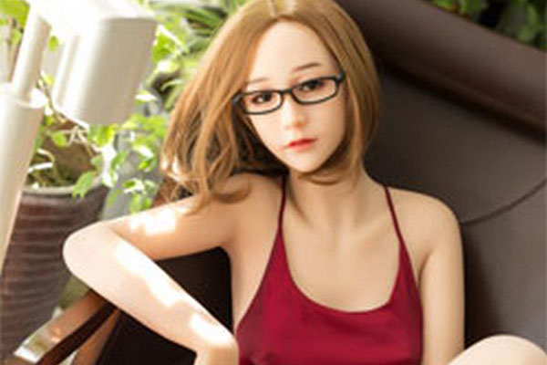 pretty sex doll