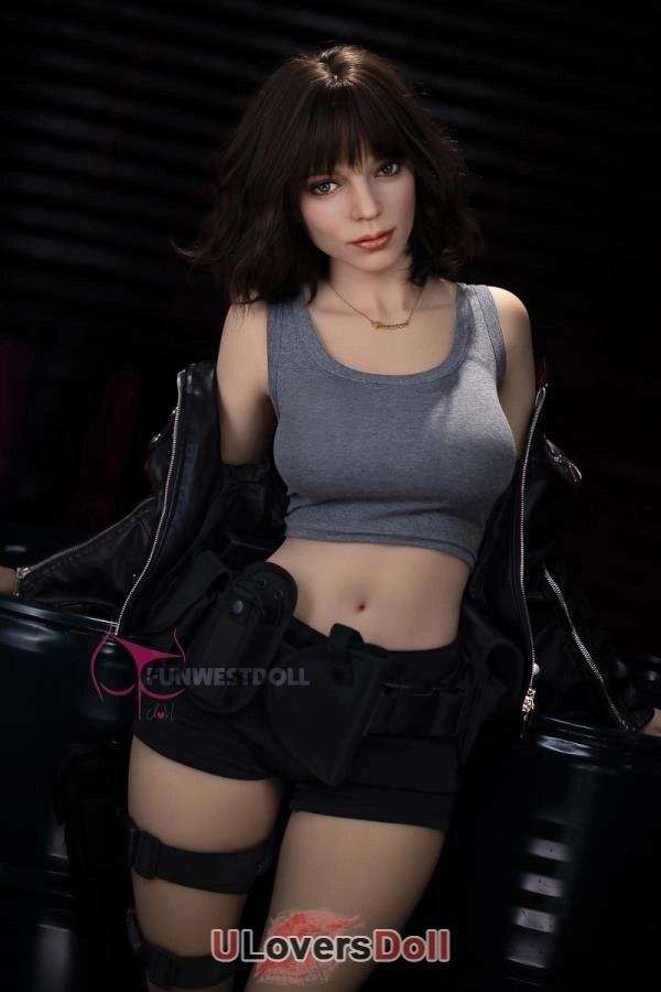 5ft3 Love Dolls