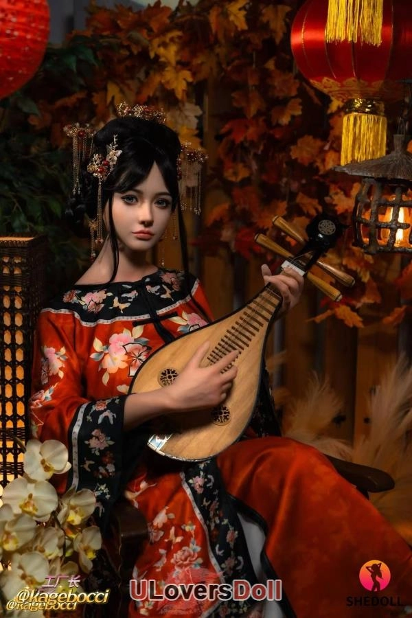 High Quality Doll