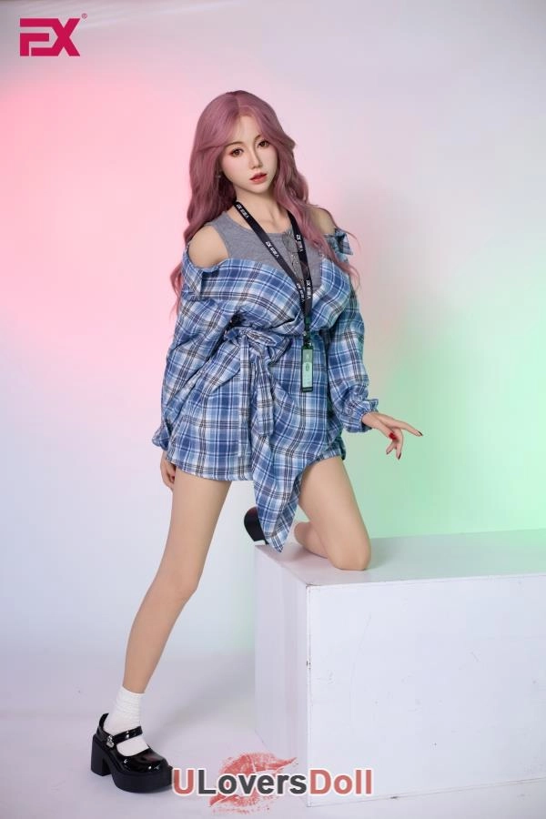 Huge Tit Sexdoll