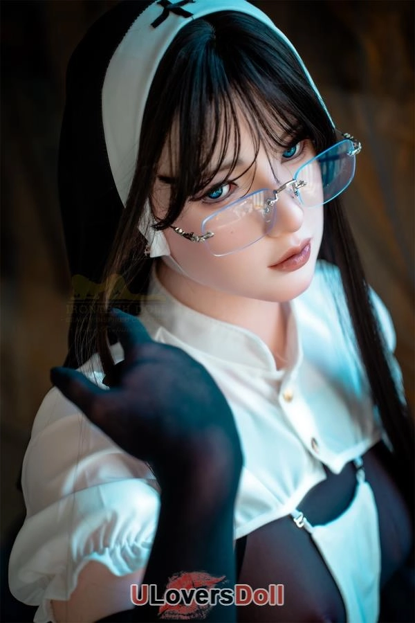 Small Breast Sexdoll