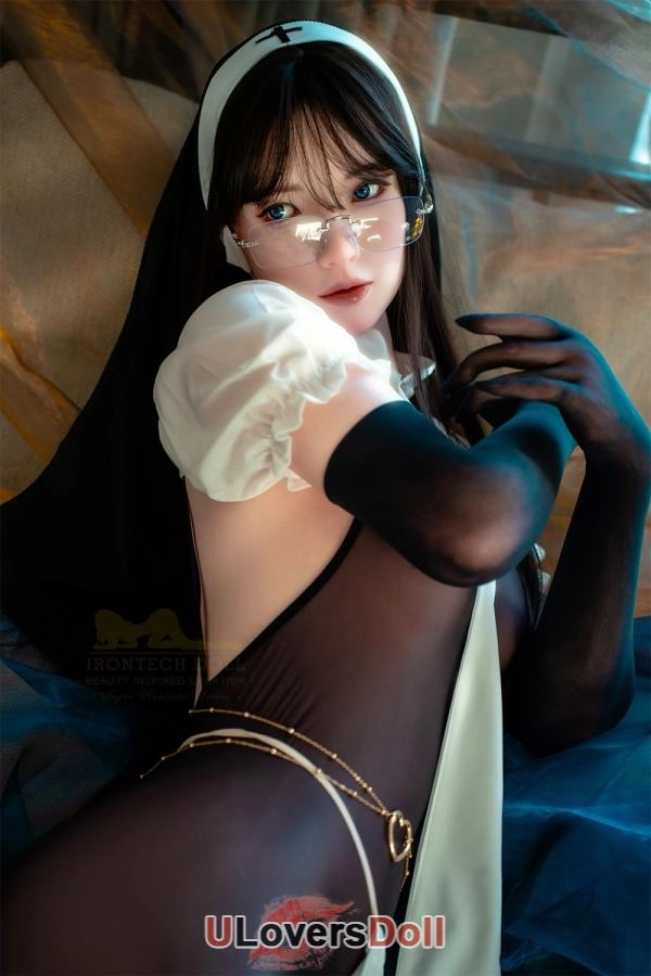 Small Tits 162cm Sexdoll