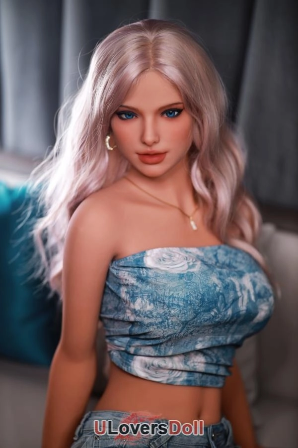 American E-cup Adult Dolls