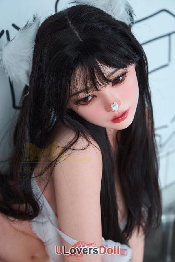 Cute Sex Doll