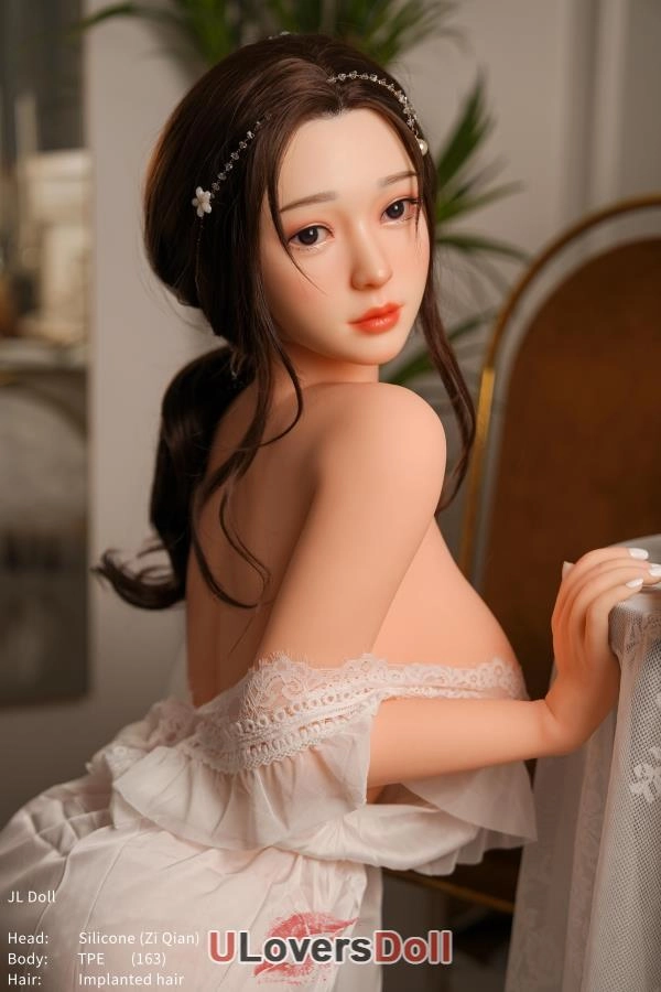 Japanese Sexdolls with Huge Boobs