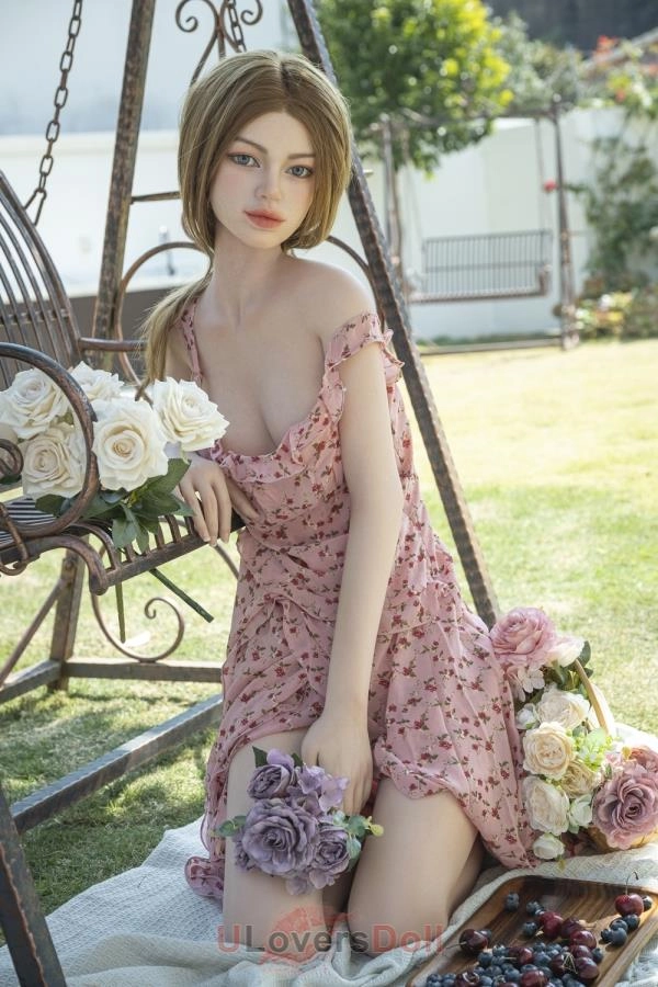 Starpery Medium Tits Adult Dolls