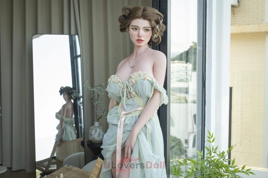Medium Boobs Silicone Sex Dolls