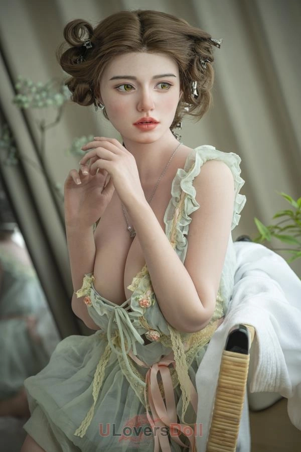 American D-cup Adult Dolls