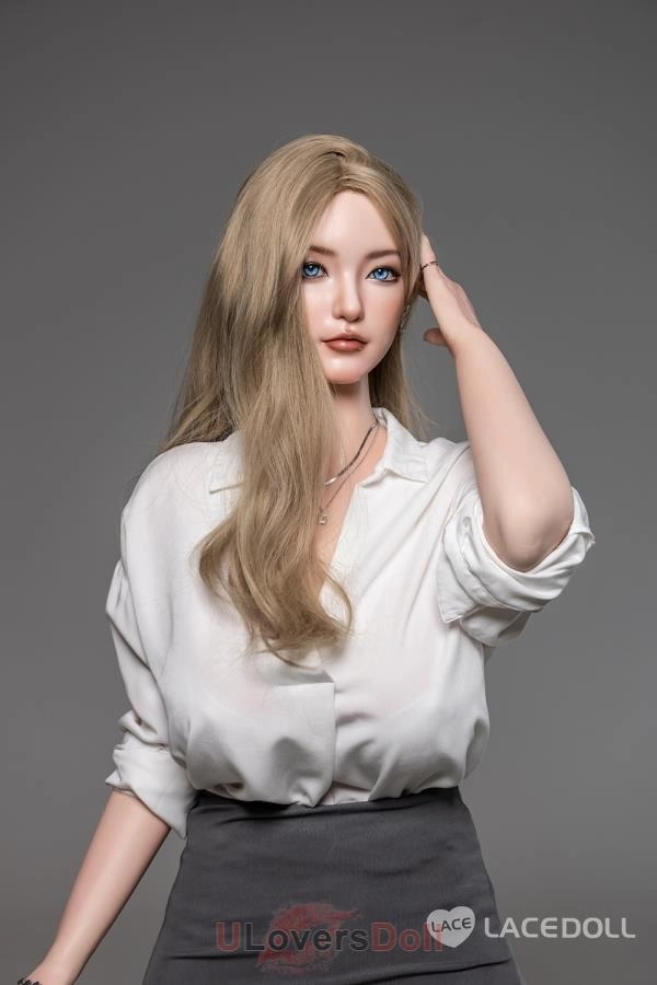 LACE Huge Tits Doll