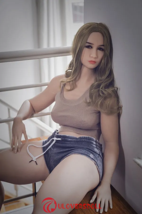 Asian-style sex doll 156cm