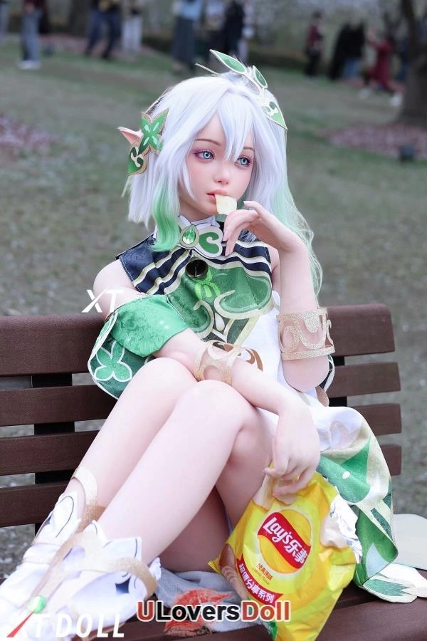 Lifelike Adult Dolls