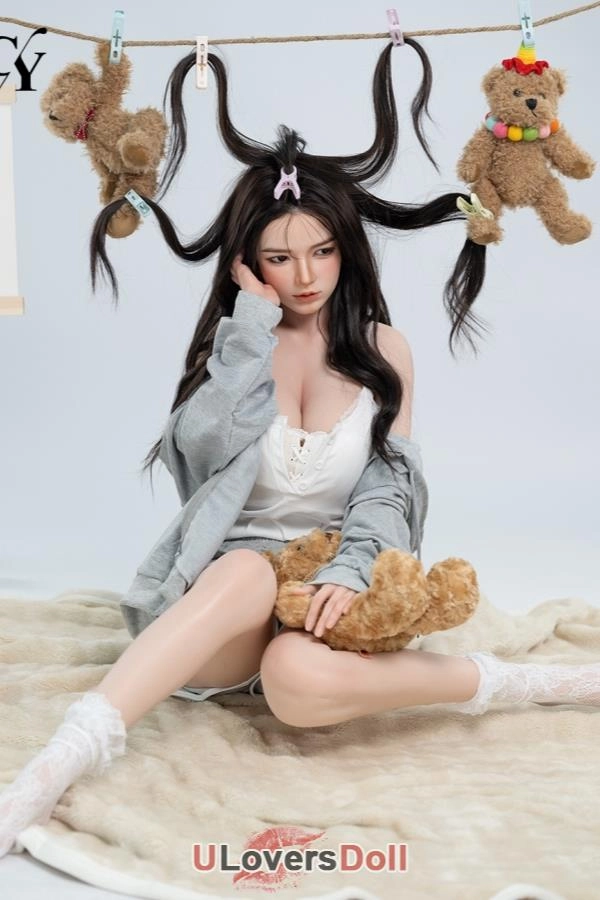 Girl Love Dolls