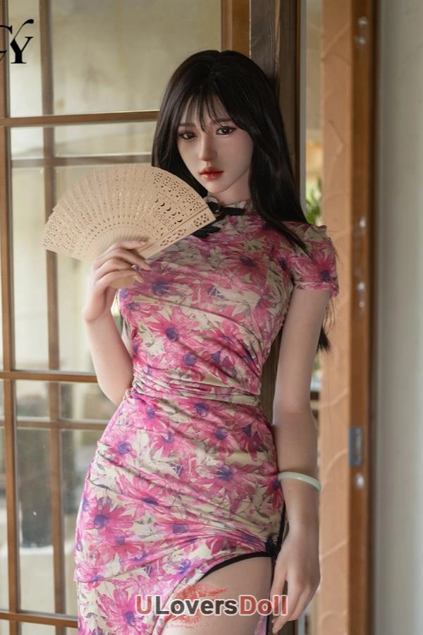 Busty Love Doll