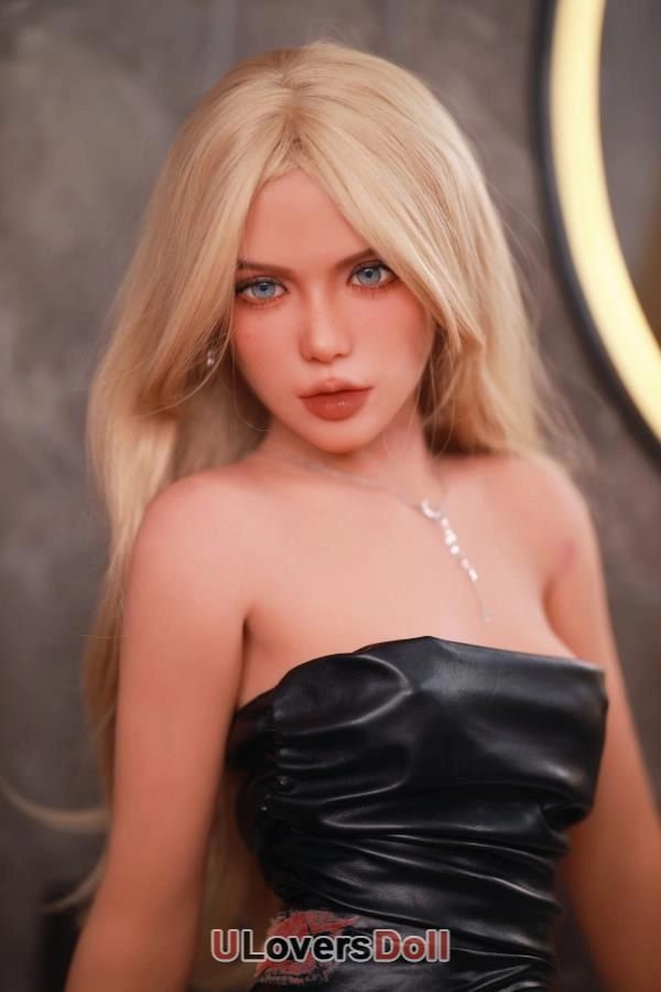 Blonde Sexdolls