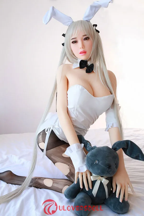 mid-breasts realistic sexual doll