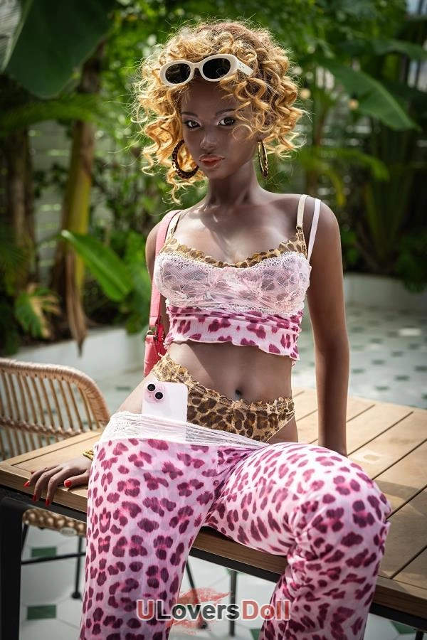 Most Realistic C-cup Sex Dolls