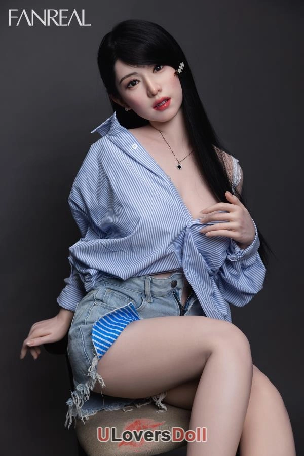 Big Titty Most Realistic Sex Doll