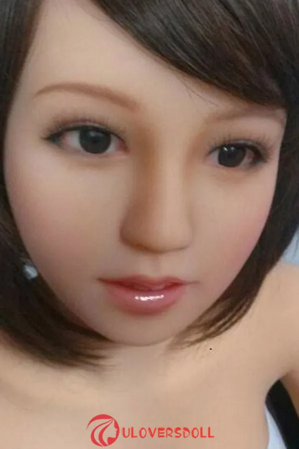 small chested sex doll