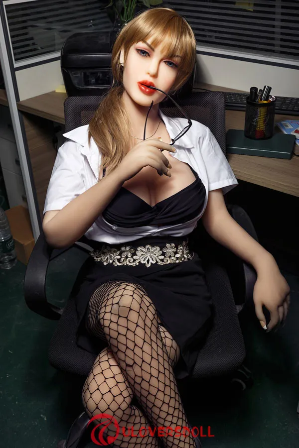 wonderful mid-breasts doll