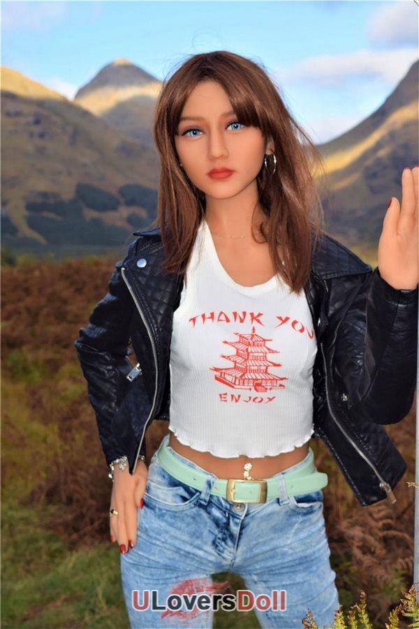 165CM B Cup Sex Doll Accompany You on a Self-driving Tour