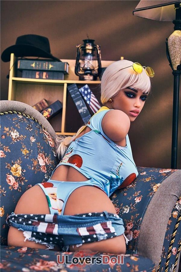 Irontech Lifelike Sex Doll