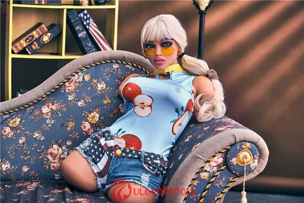 huge boobs sex doll