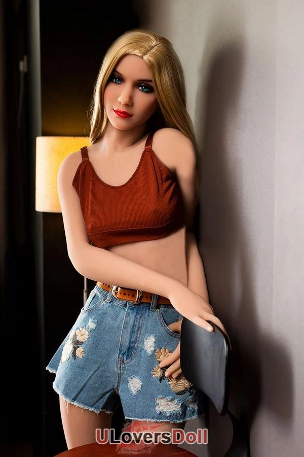 big chest sex doll