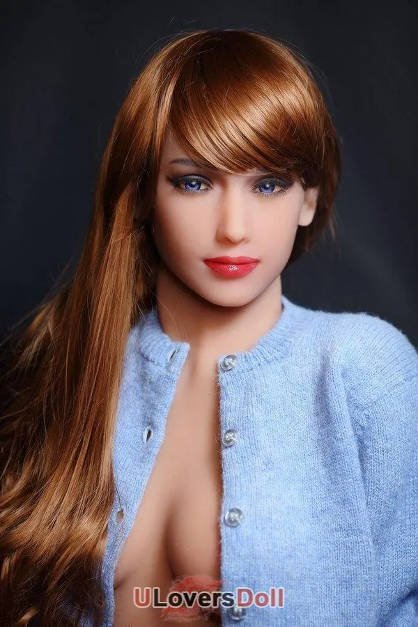 sex doll Xochitl
