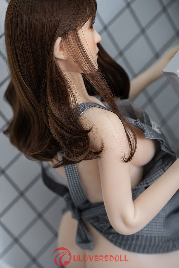 small boobs sex doll