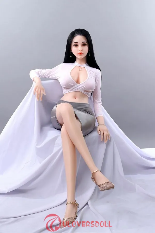 small boobs sex doll