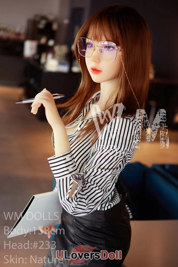 gorgeous japanese pretty sex doll