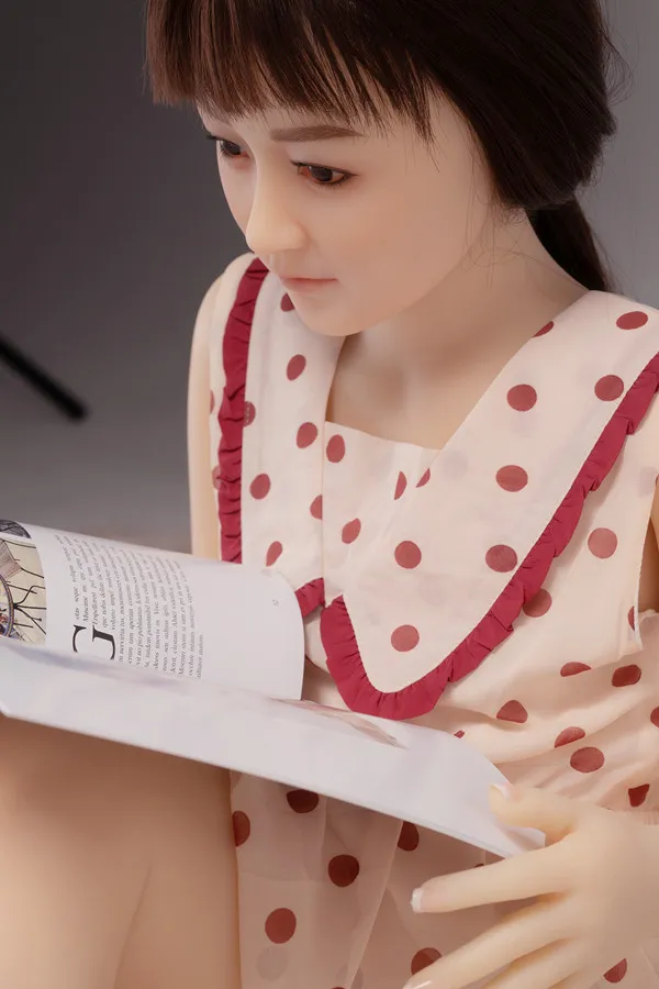 small chested sex doll