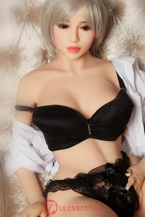 165cm F-cup 6YE real doll Jaiden