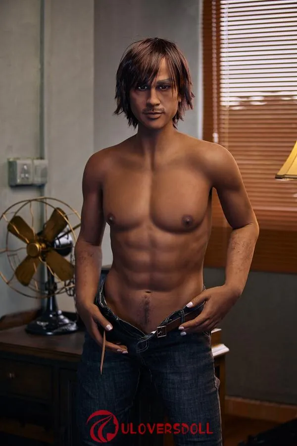 most realistic male sex doll