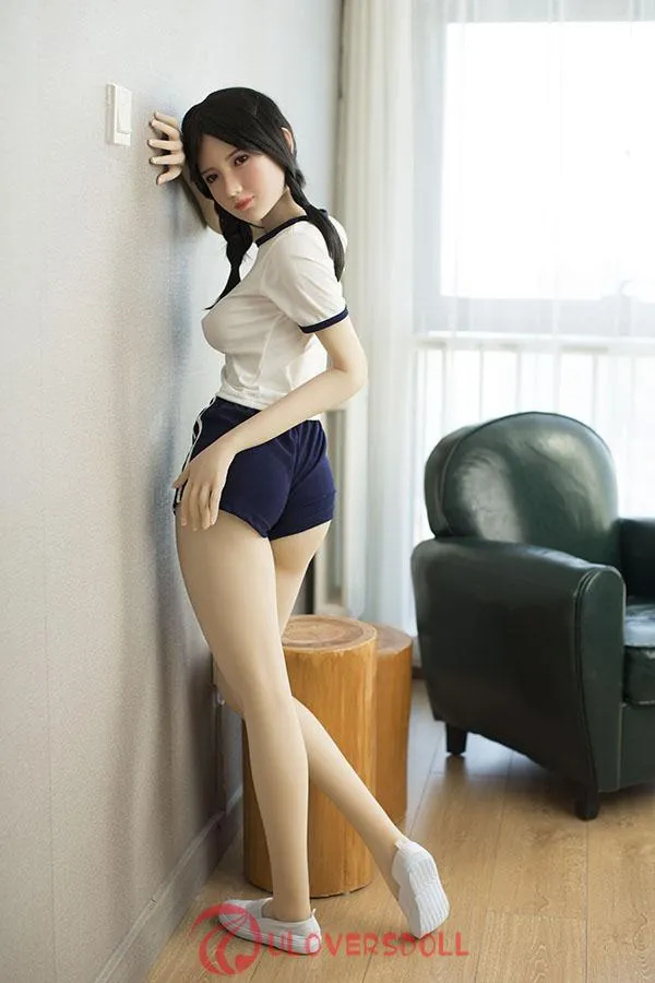 159cm (5ft3) C Cup love doll Jazmine