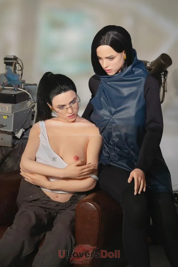 Realistic Female Sex Dolls
