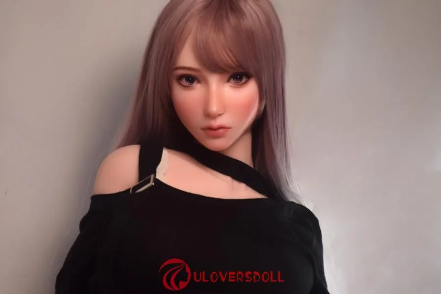 165 Realistic Beautiful Sex Doll