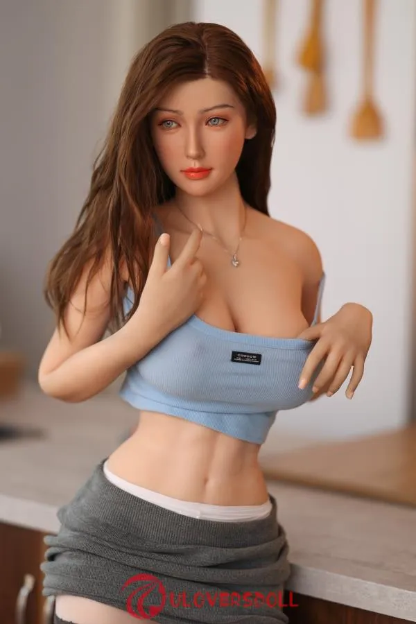 39 Real Dolls