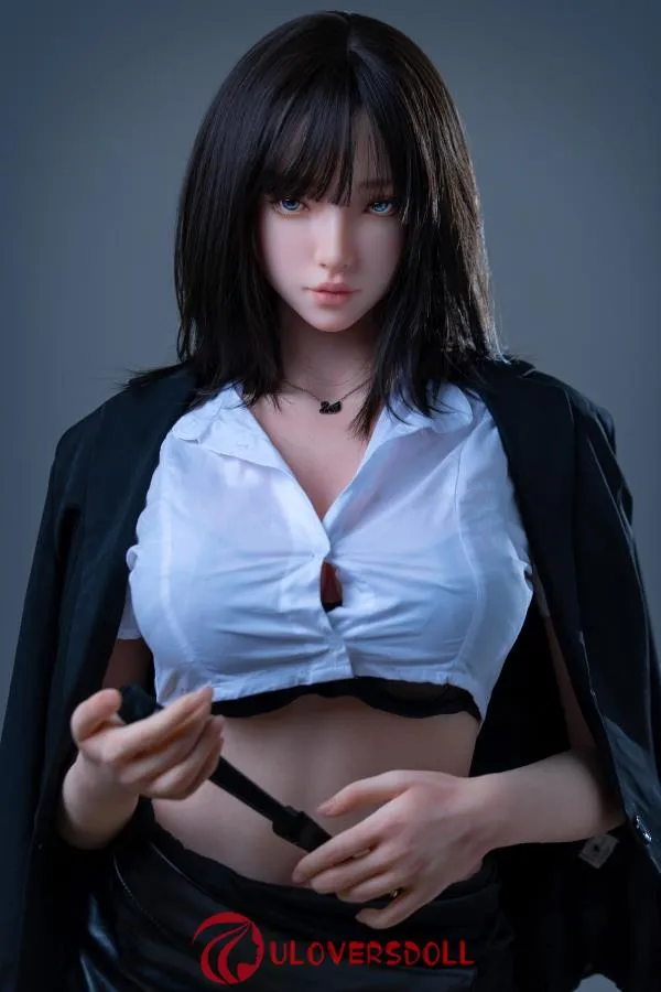 34 Sexy Dolls