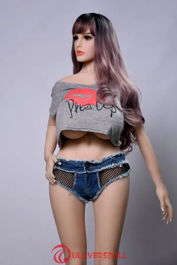 sex doll Lucy