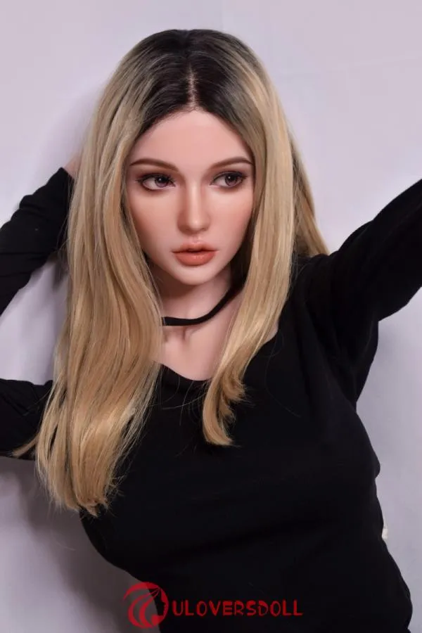 Medium Breasts America Siliocne Sex Doll Review