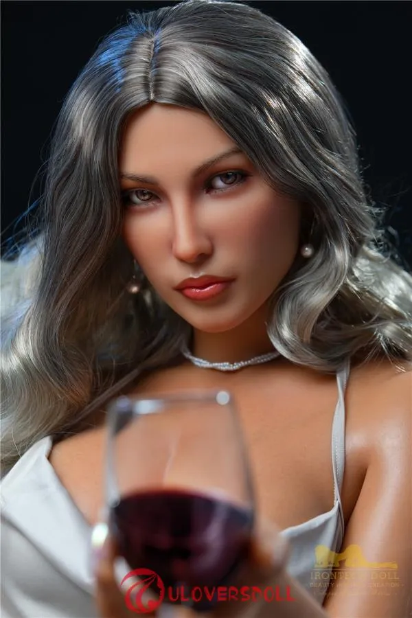 E-cup Irontech Vivian 164cm Lifelike Milf Sex Dolls