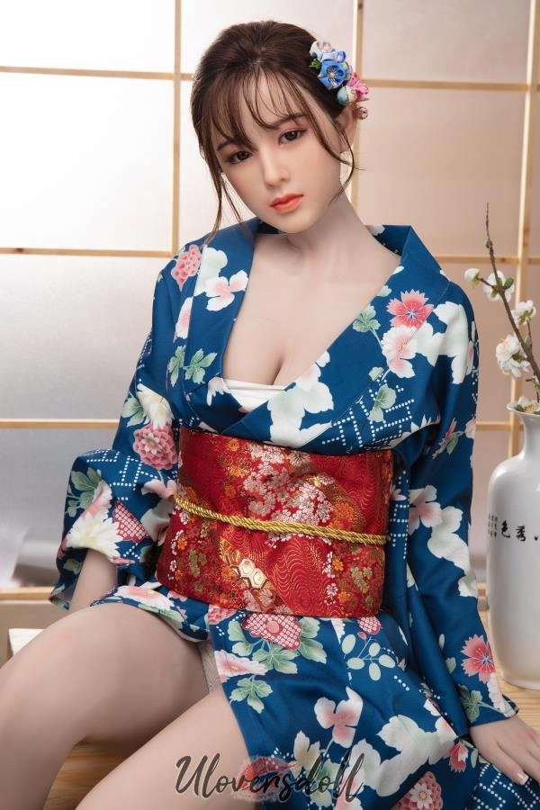 Traditional Japanese Woman Sexy Doll