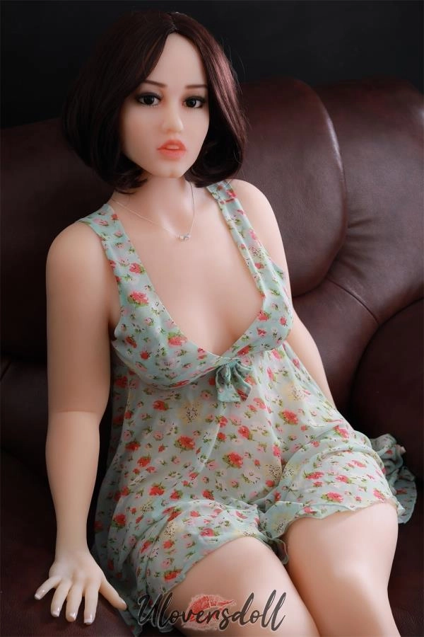 Mature Dolls