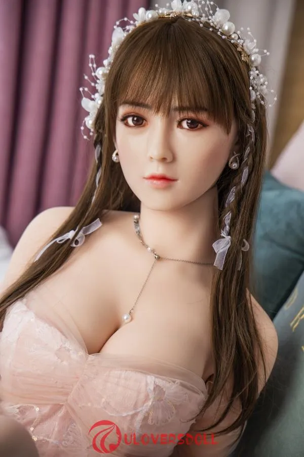 Large Boobs Chinese Sex Doll Review