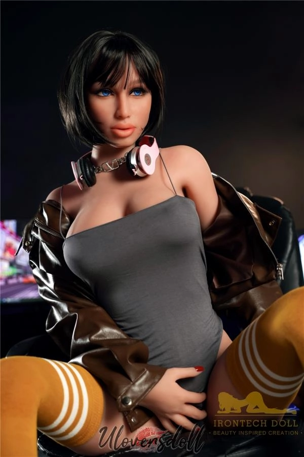 Realistic Big Mouth Sex Doll