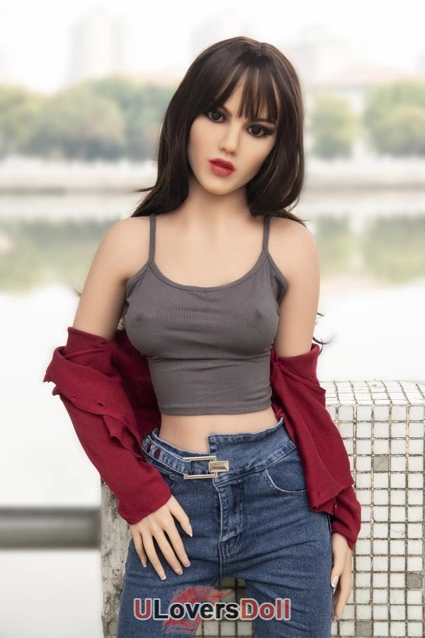 sex doll Maci