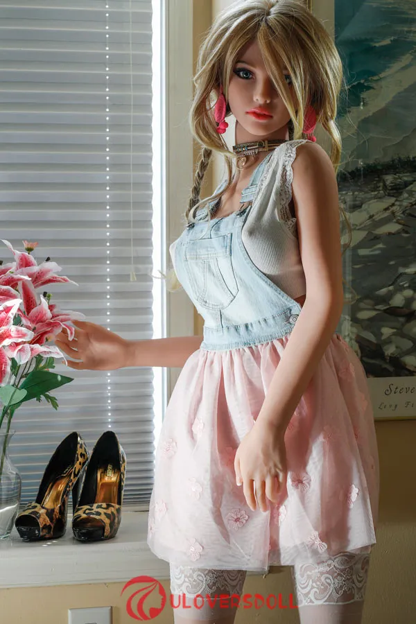 buy japanese silicone sex dolls