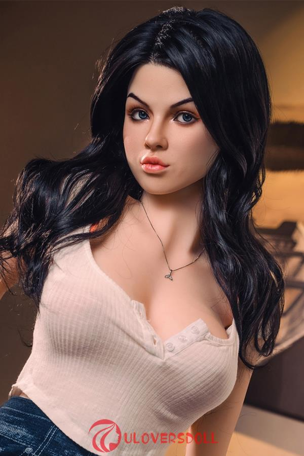 Most Realistic Female Sex Doll